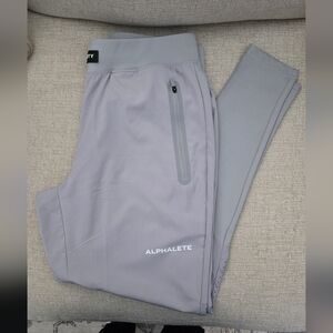 Alphalete Infinity Joggers - M - Light Grey